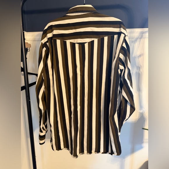 Vintage Wrangler Striped Brown and White Men's Pearl Snap Shirt - Picture 3 of 7